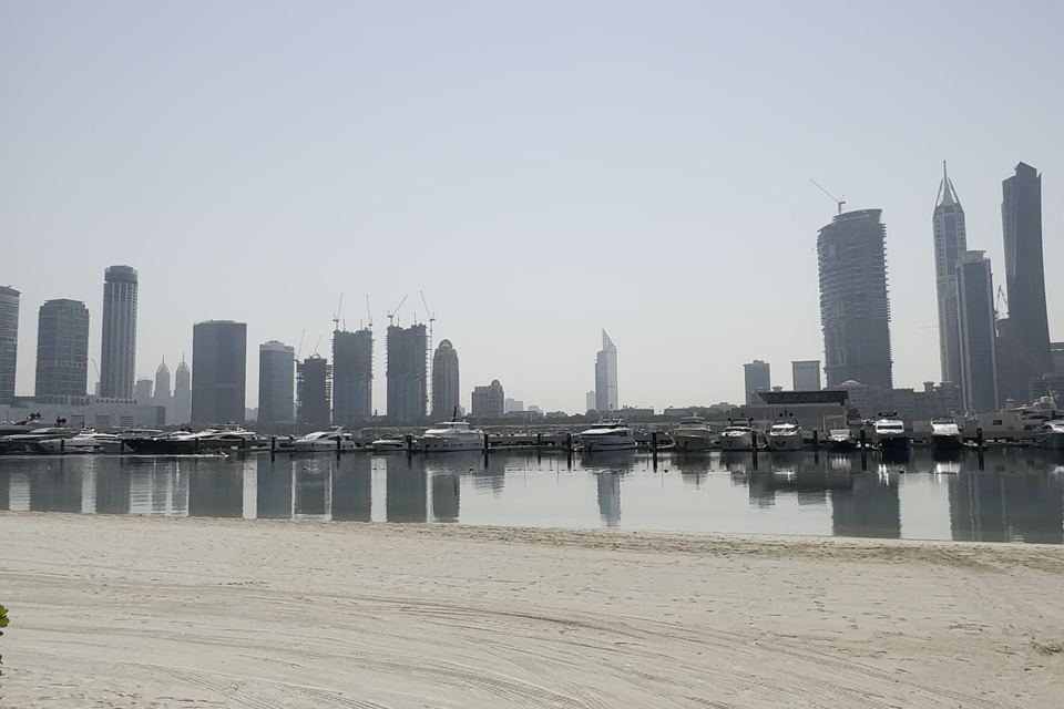 Dubai harbour skyline, photo by Zuzanna Kindler-Narbutt